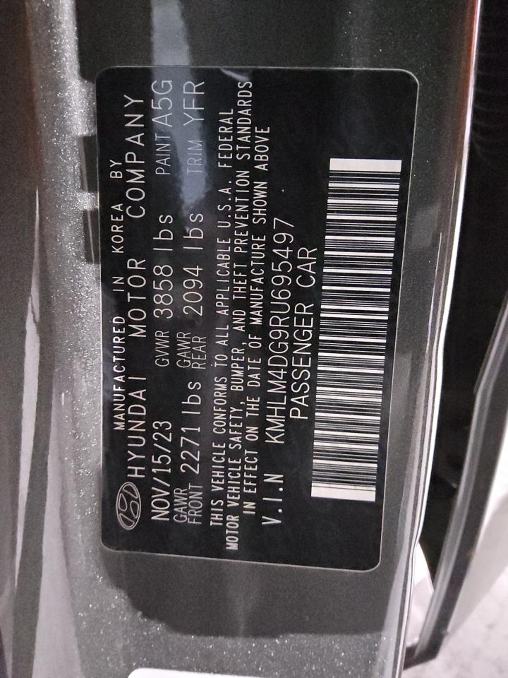 2024 Hyundai Elantra - Image 12