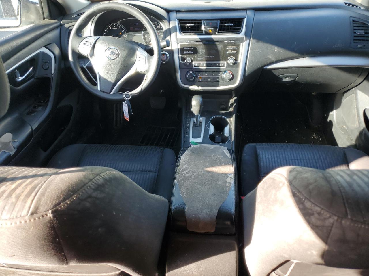2017 Nissan Altima - Image 8
