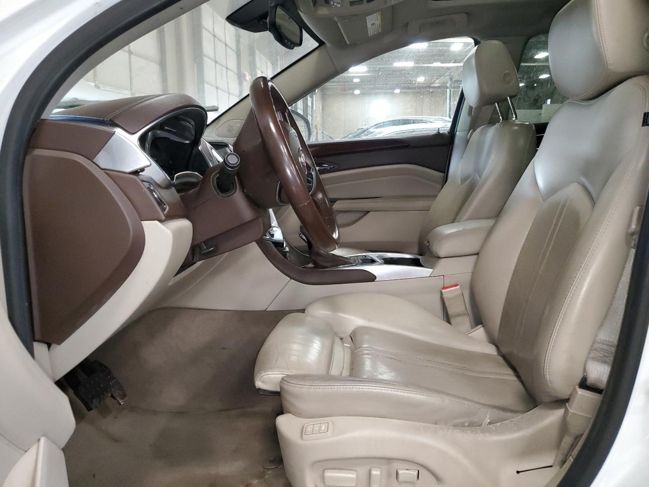 2016 Cadillac SRX - Image 7