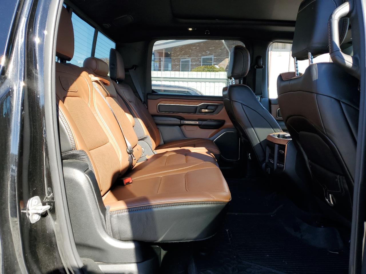 2021 RAM 1500 - Image 10