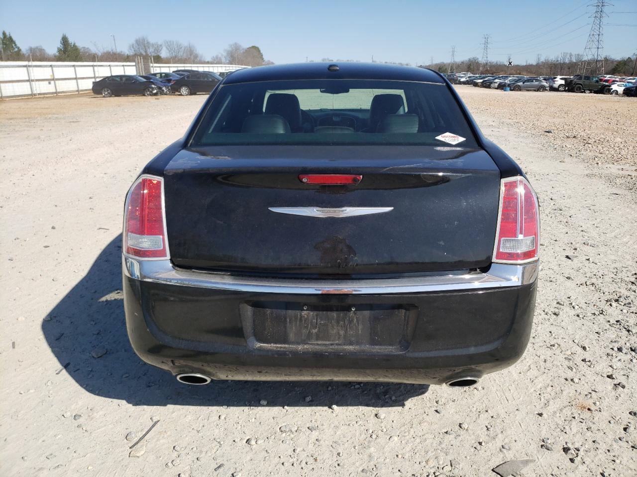 2014 Chrysler 300 - Image 6