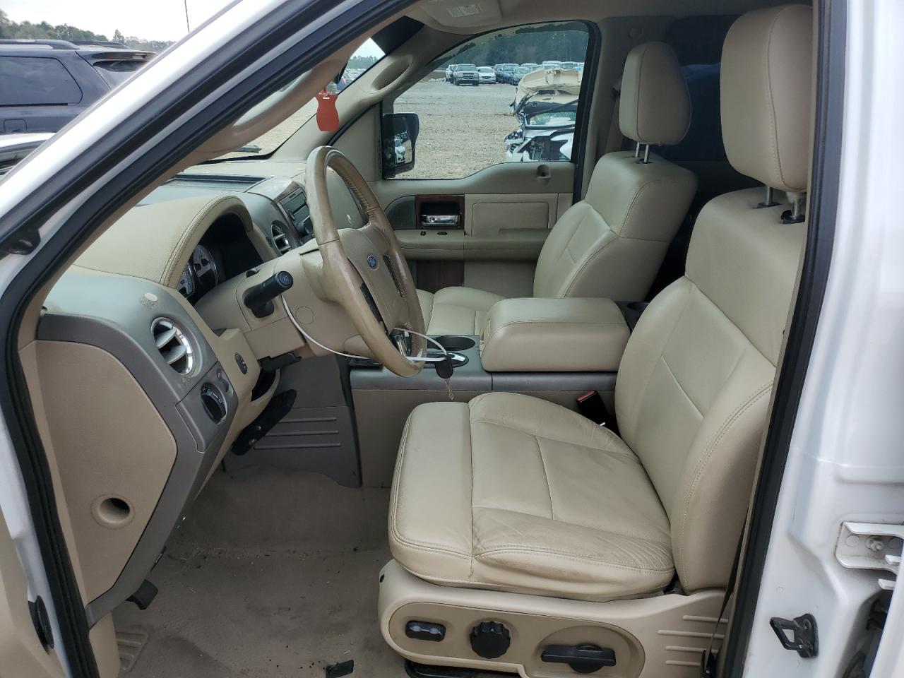 2004 Ford F-150 - Image 7