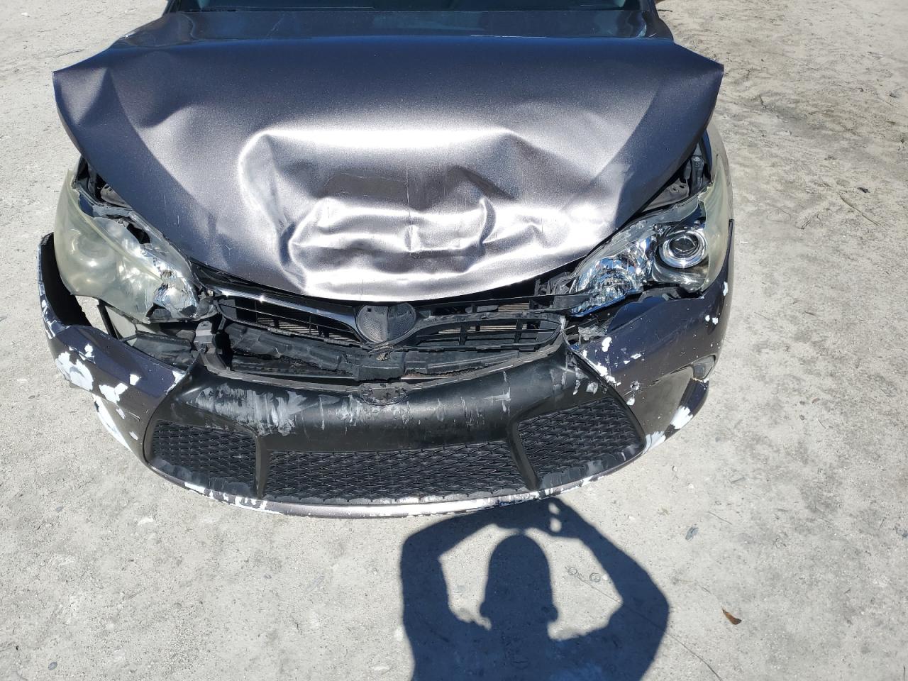 2015 Toyota Camry - Image 11