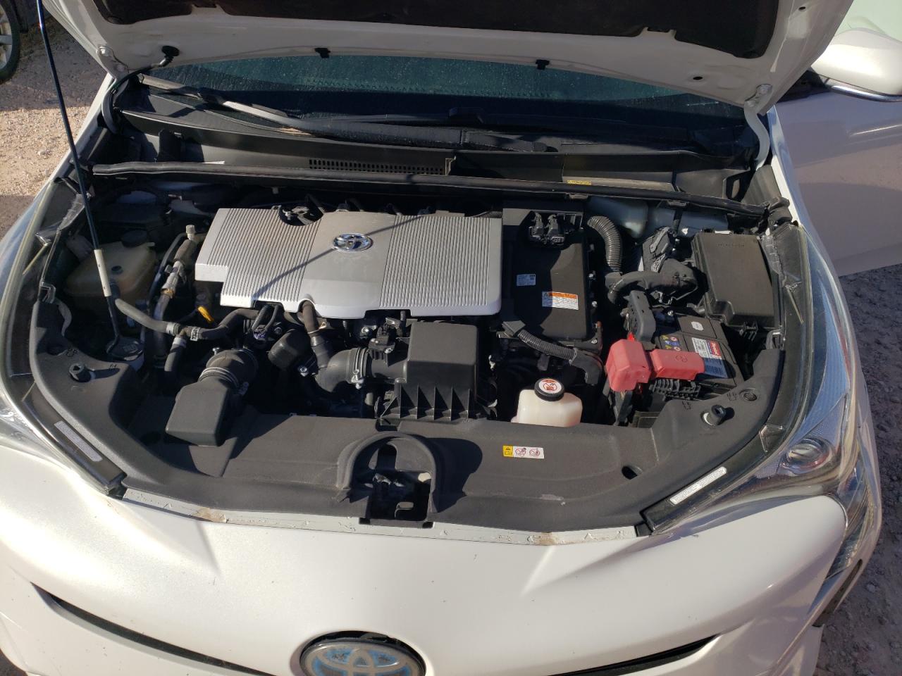 2017 Toyota Prius - Image 11
