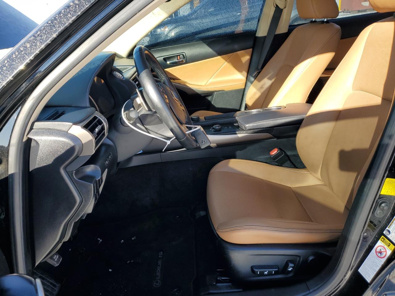 2014 Lexus IS - Image 7