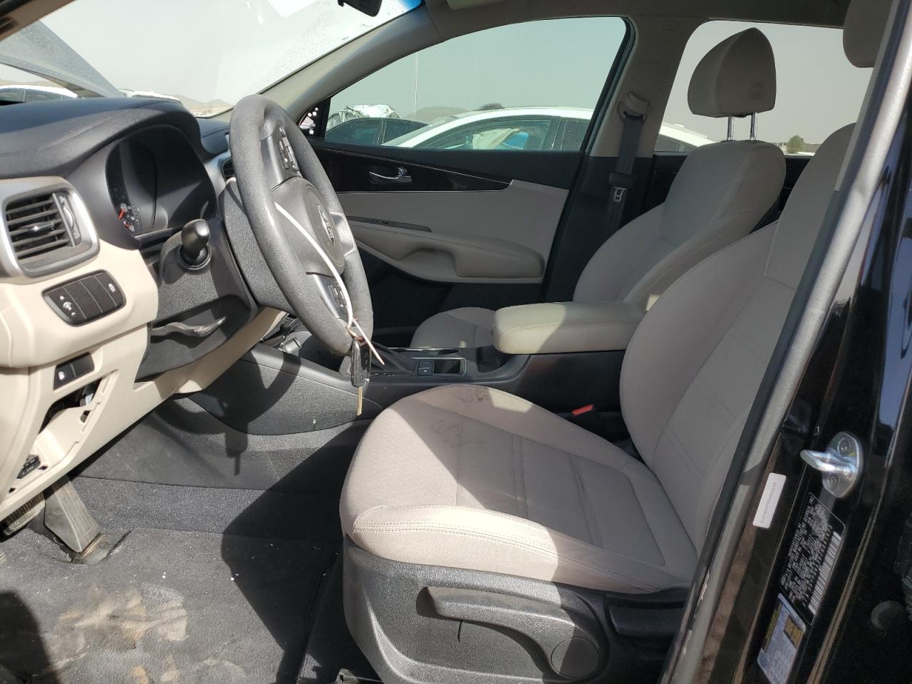 2018 Kia Sorento - Image 7