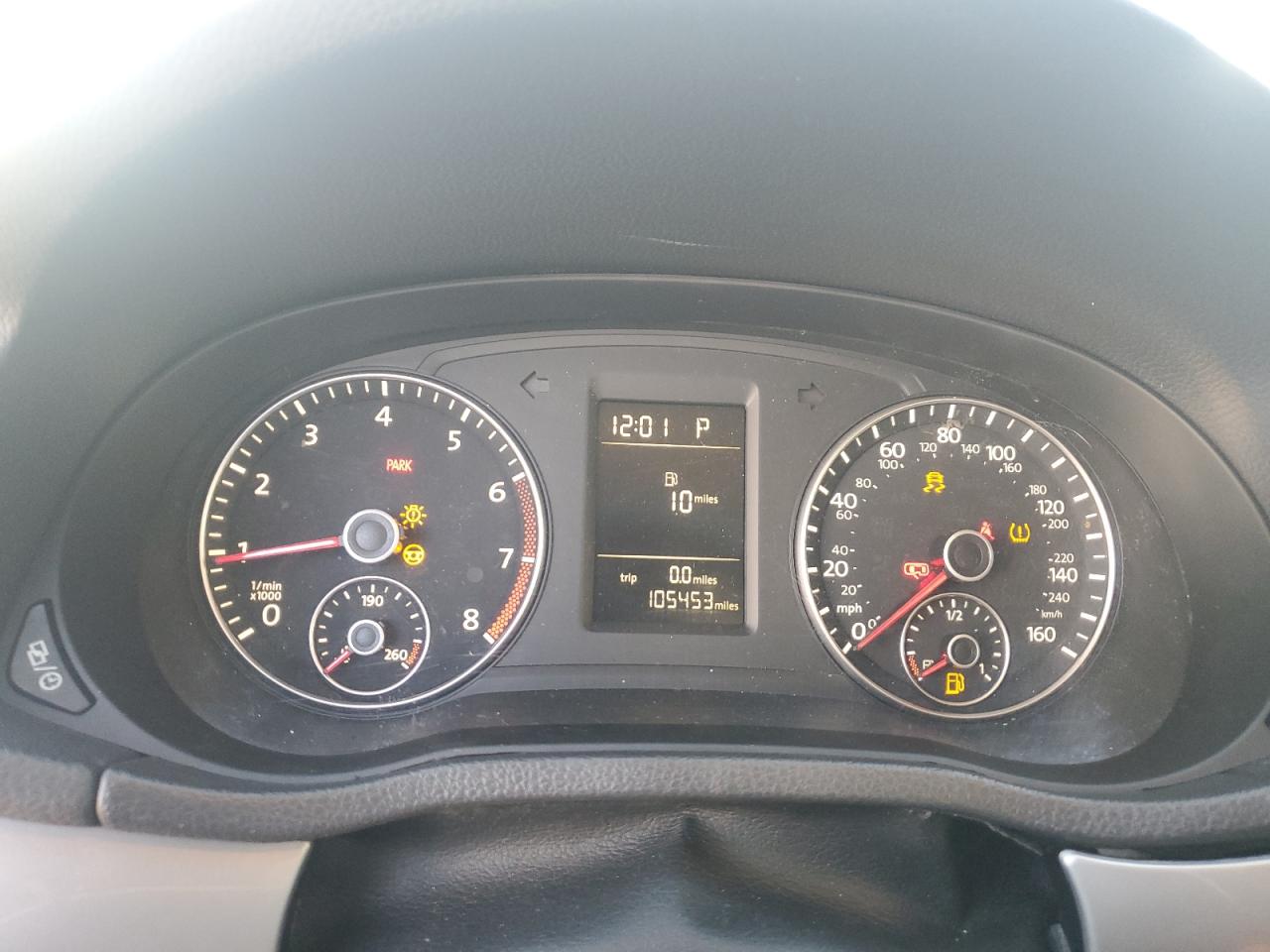 2014 Volkswagen Passat - Image 9
