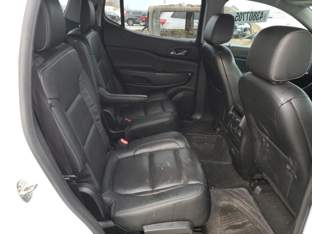 2019 GMC Acadia - Image 11