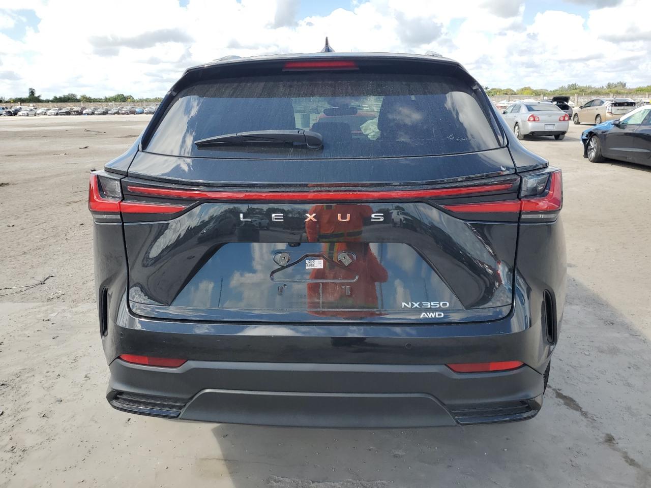 2023 Lexus NX - Image 6