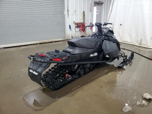 2018 SKIDOO SNOWMOBILE