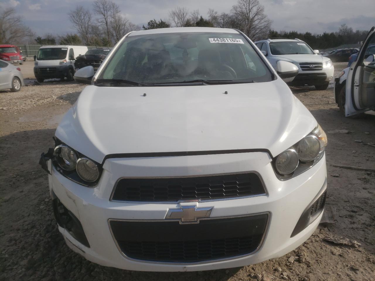 2016 Chevrolet Sonic - Image 5