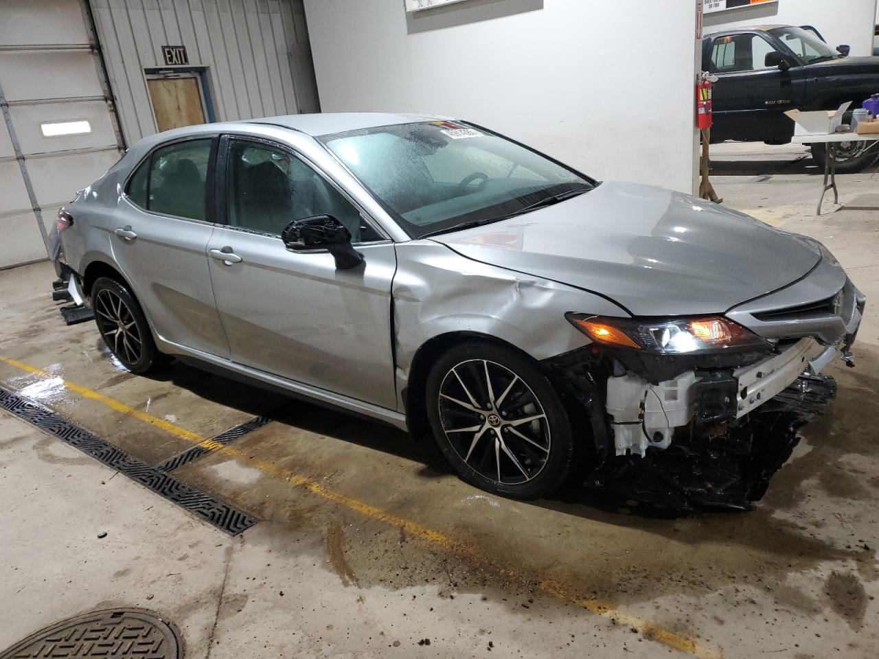 2024 Toyota Camry - Image 4