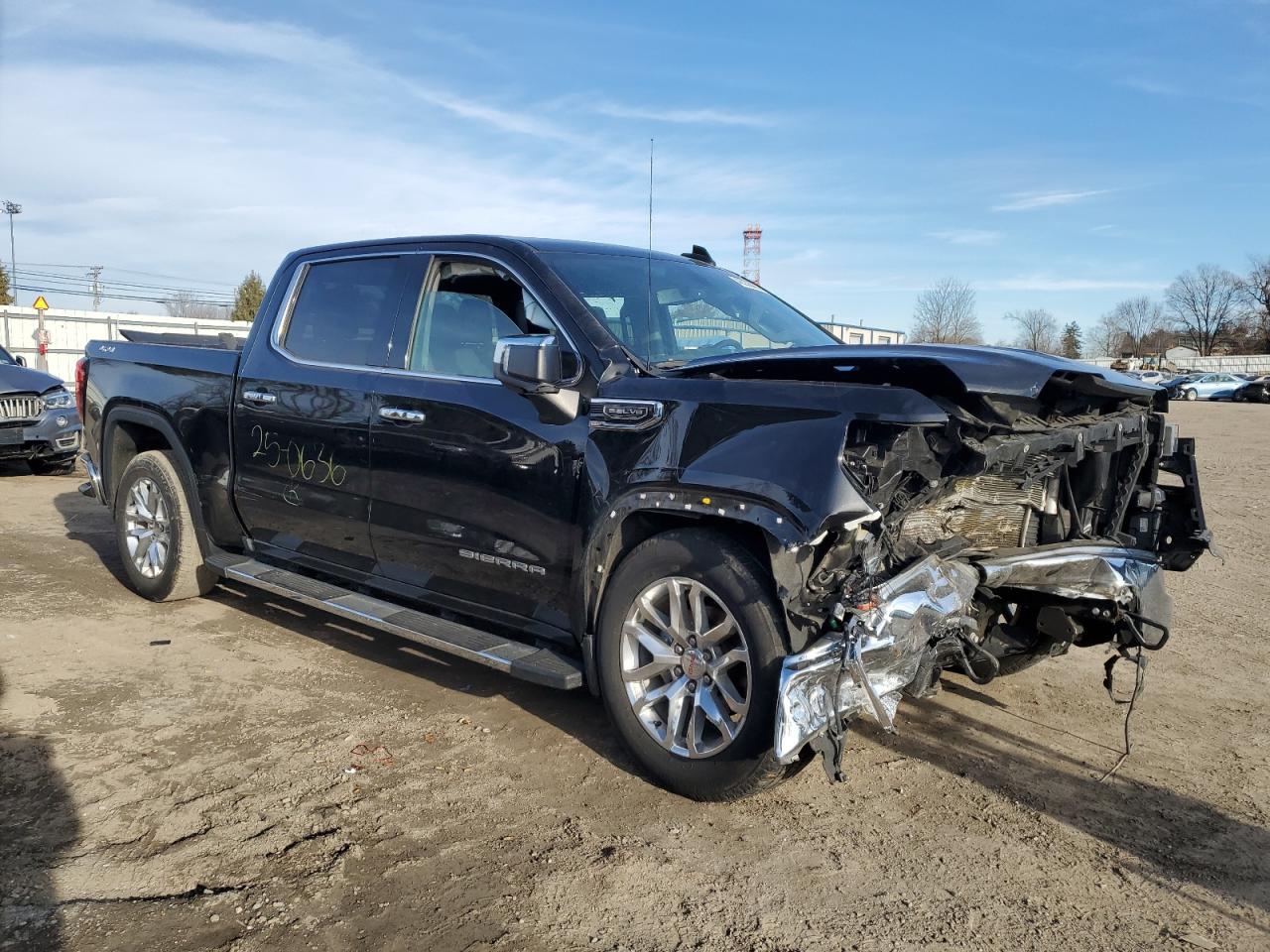 2021 GMC Sierra - Image 4