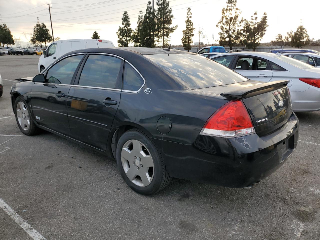 2006 Chevrolet Impala - Image 2