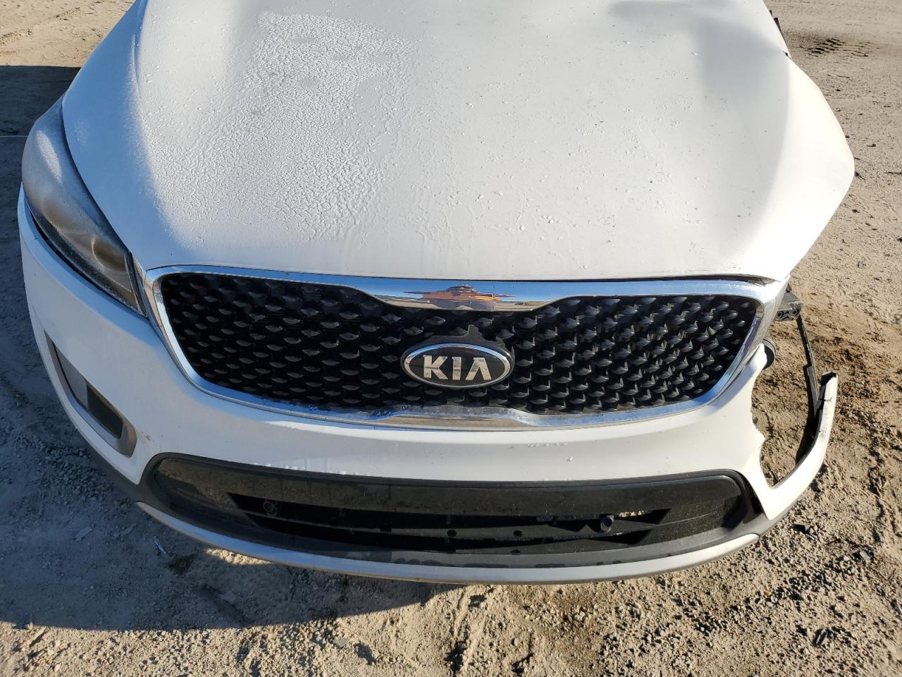 2016 Kia Sorento - Image 13