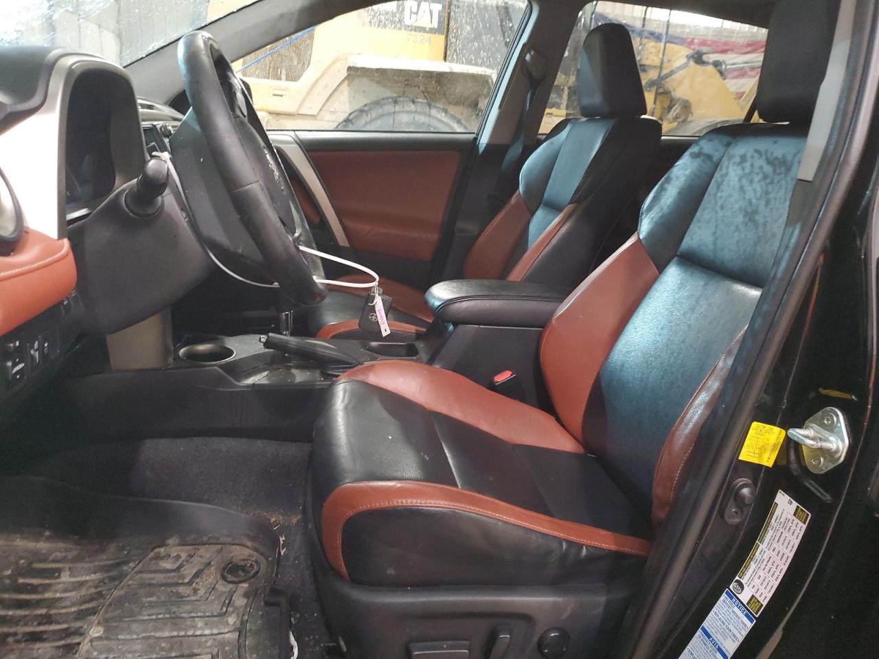 2014 Toyota RAV 4 - Image 7