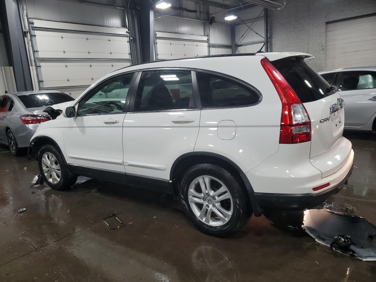 2011 Honda CR-V - Image 2