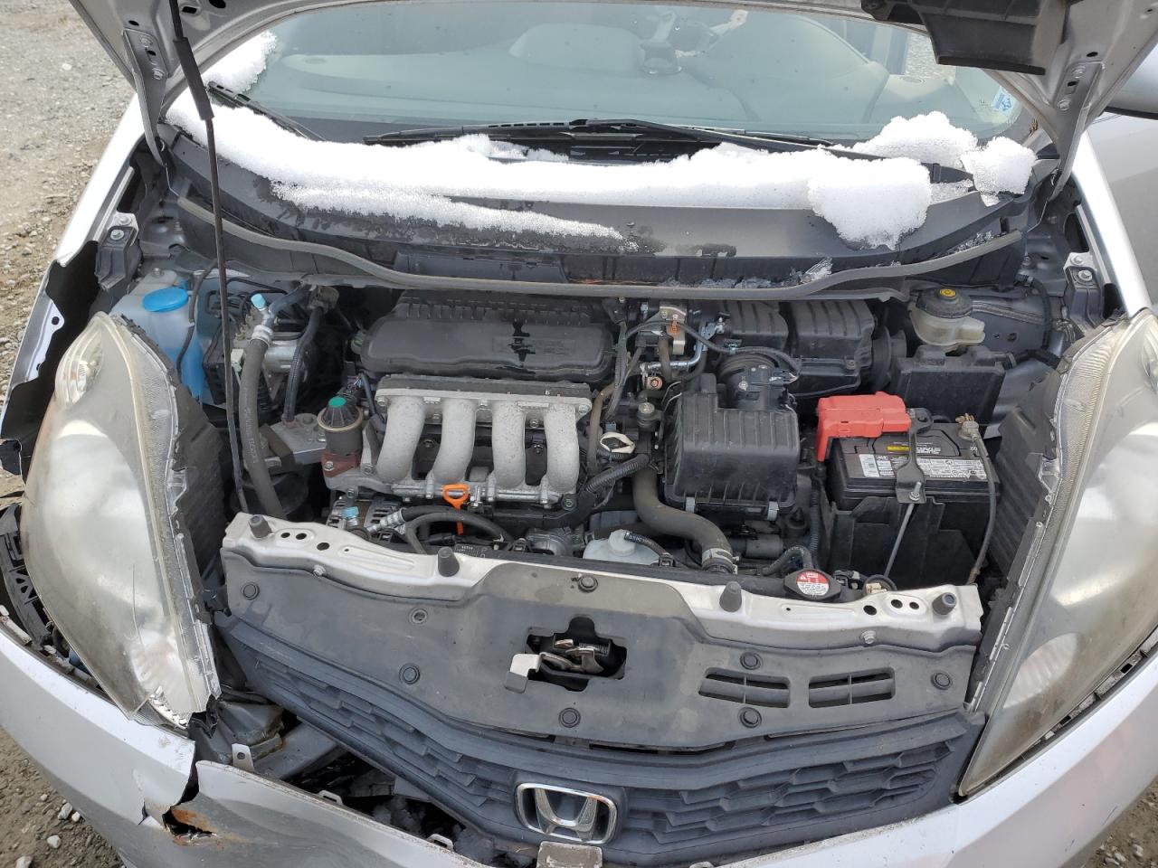 2013 Honda Fit - Image 12
