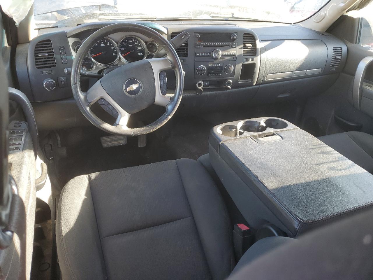 2013 Chevrolet Silverado - Image 8