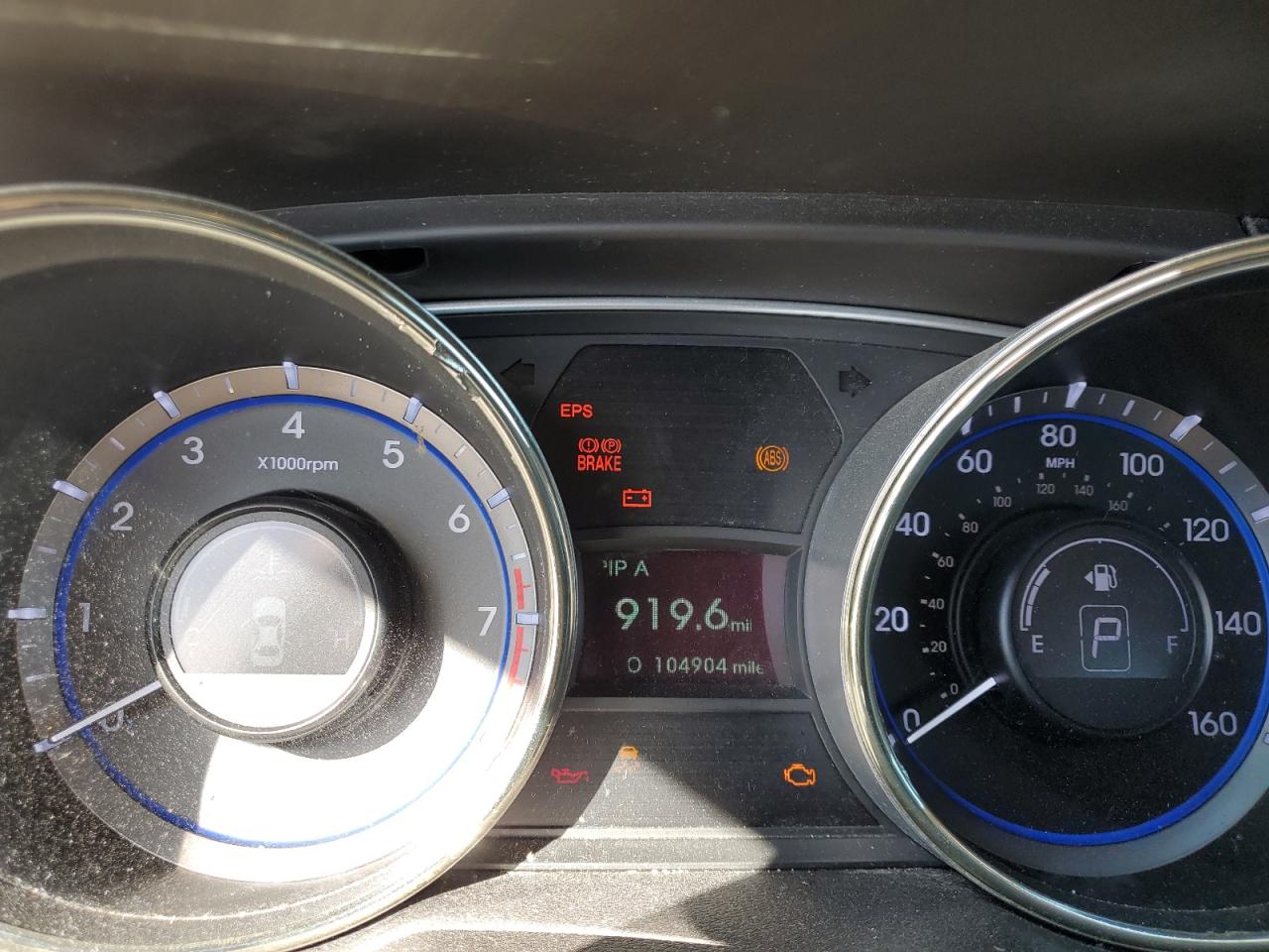 2012 Hyundai Sonata - Image 9