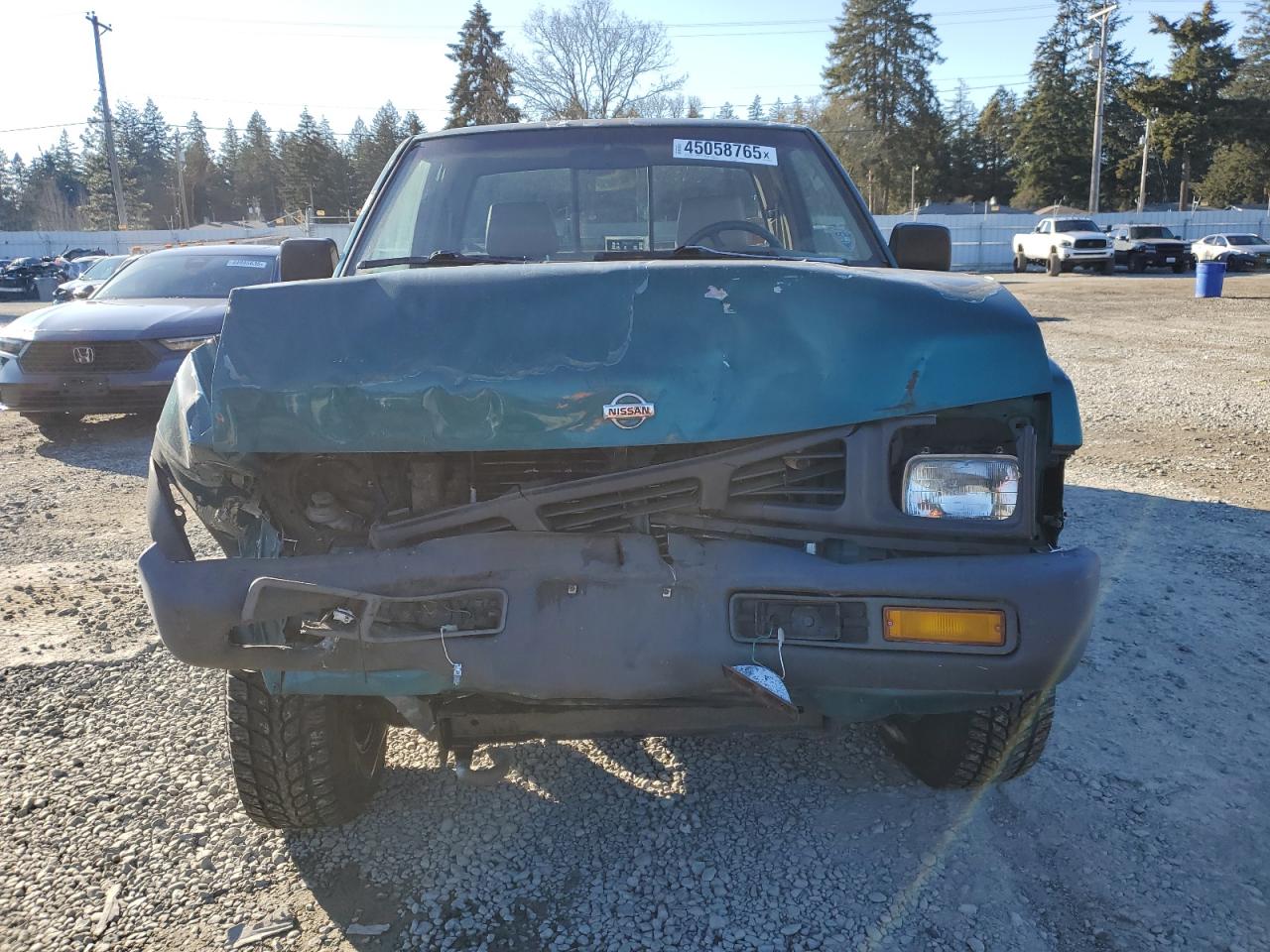 1996 Nissan Titan - Image 5