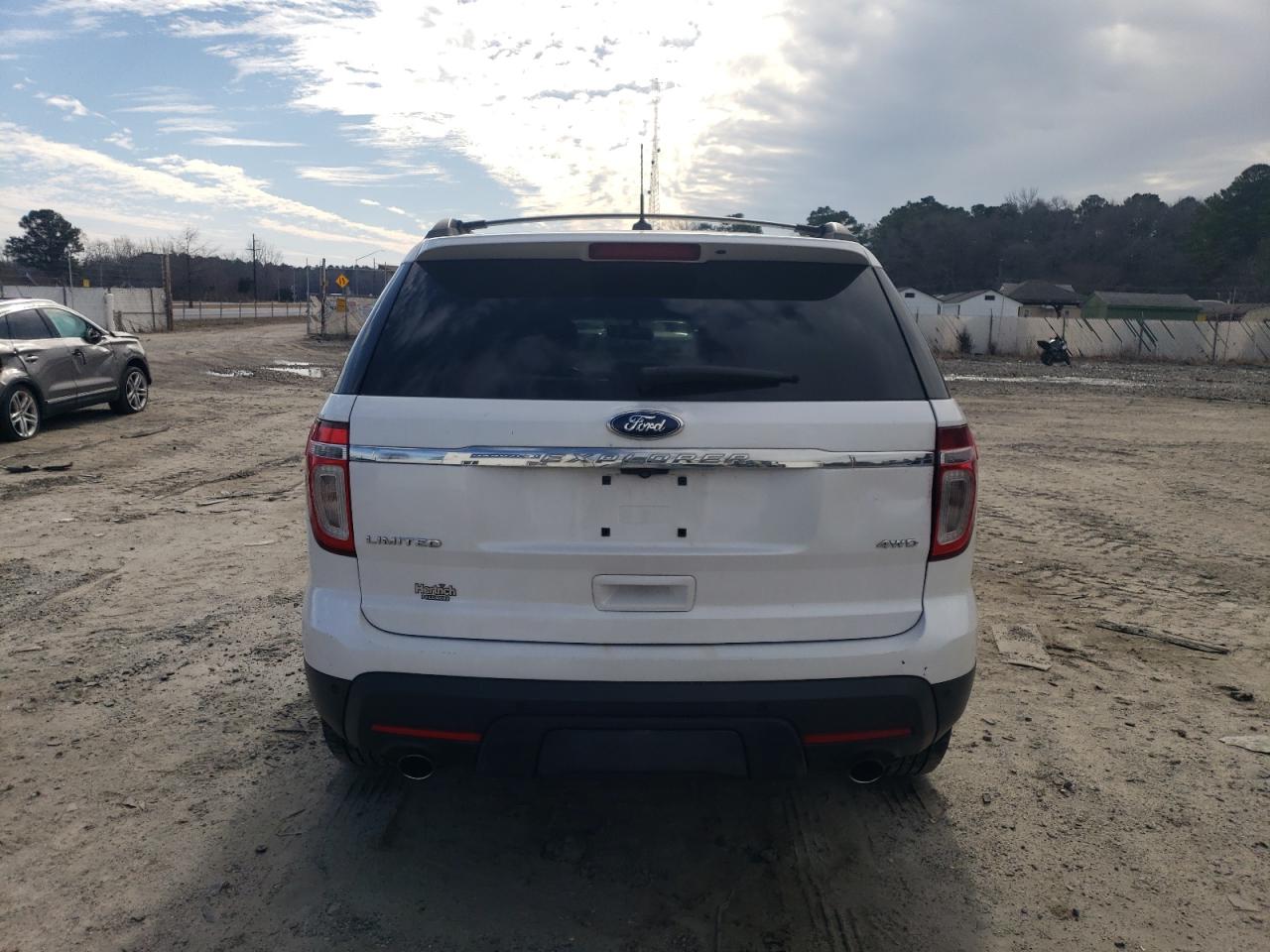 2012 Ford Explorer - Image 6