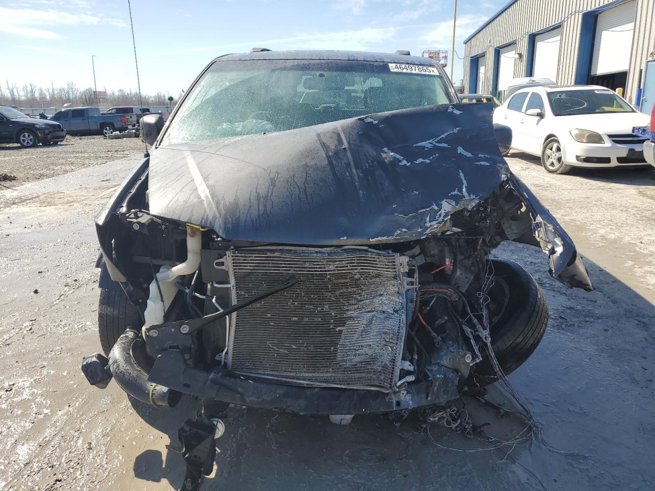 2015 Chrysler Town & Country - Image 5