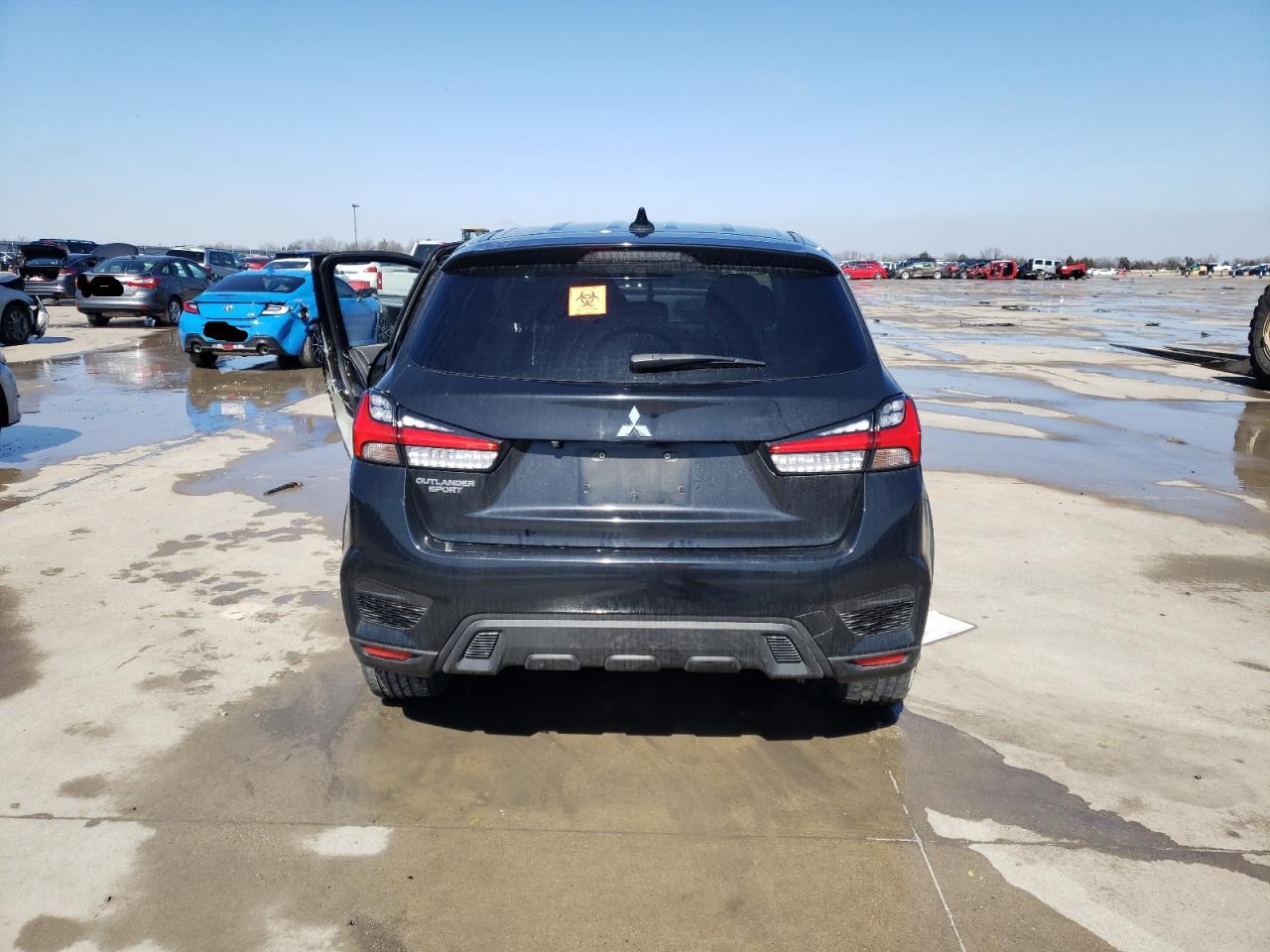 2021 Mitsubishi Outlander - Image 6