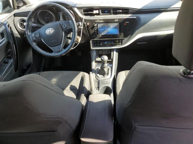 Hatchbacks TOYOTA COROLLA 2017 White