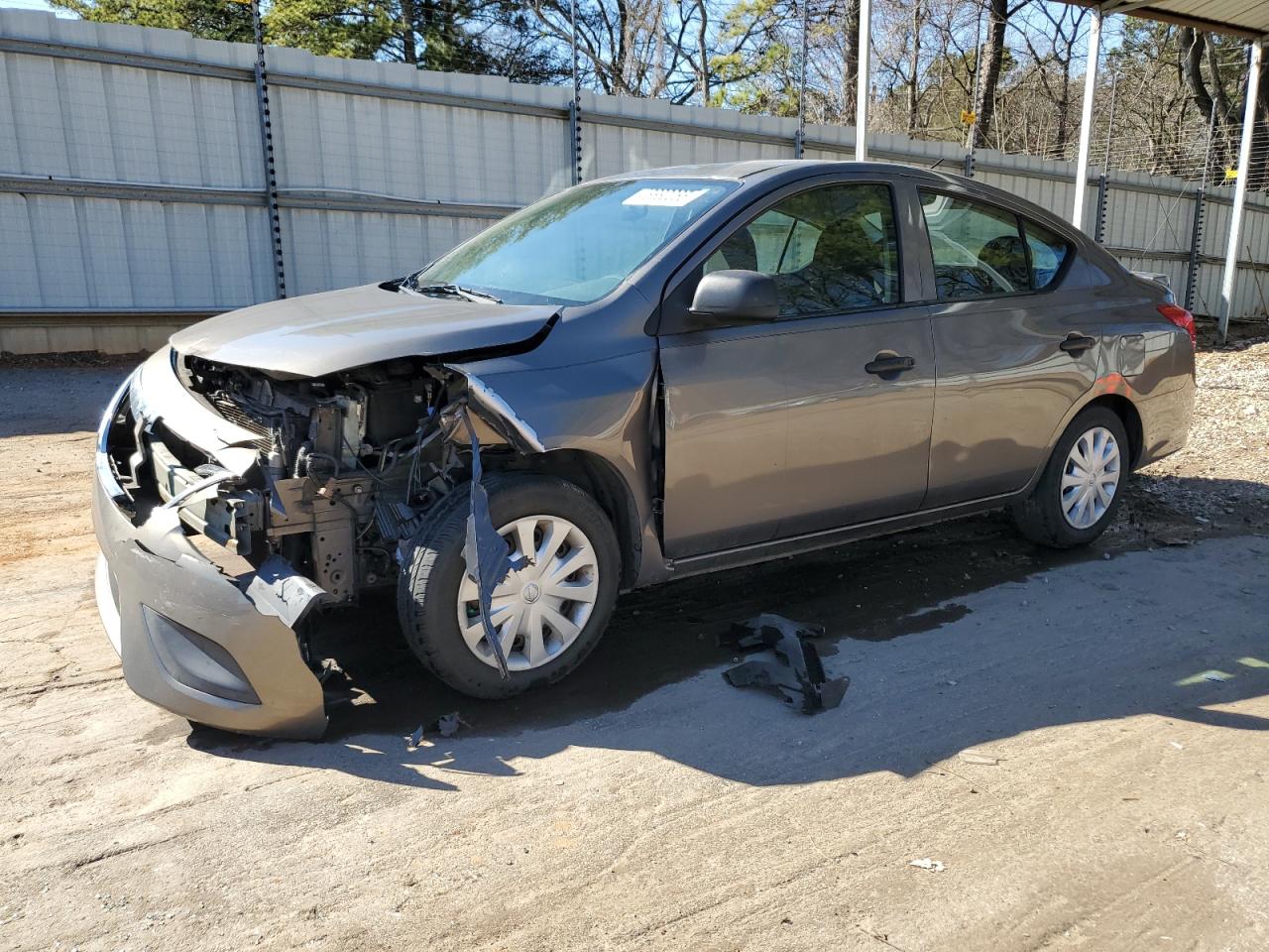 2015 Nissan Versa - Image 1