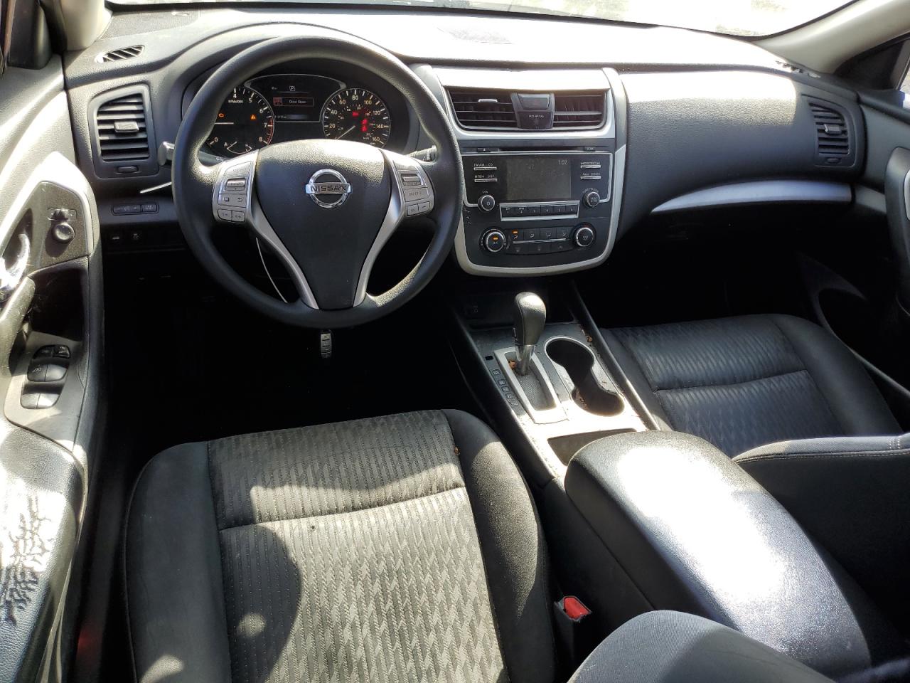 2016 Nissan Altima - Image 8