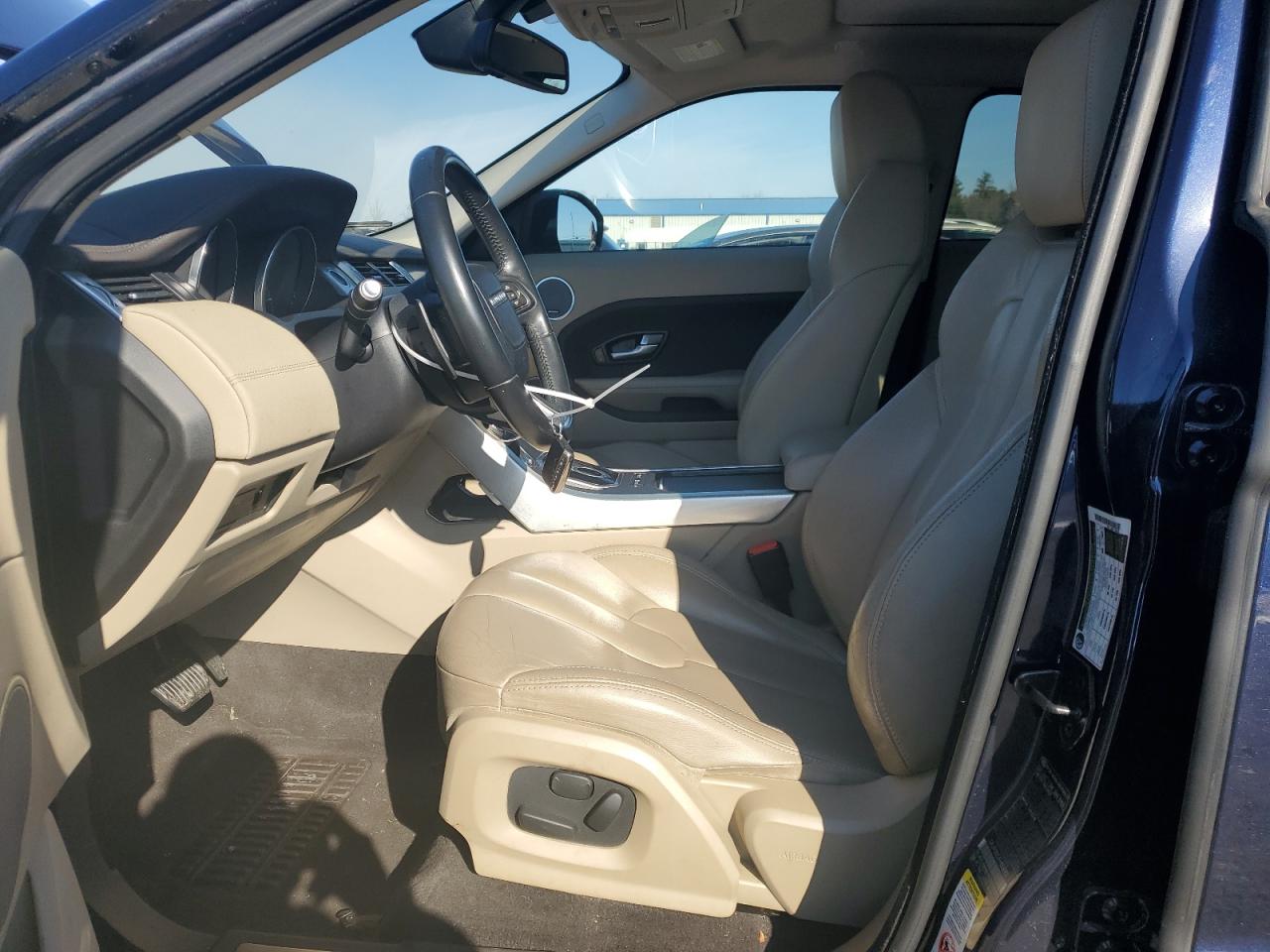 2015 Land Rover Range Rover - Image 7