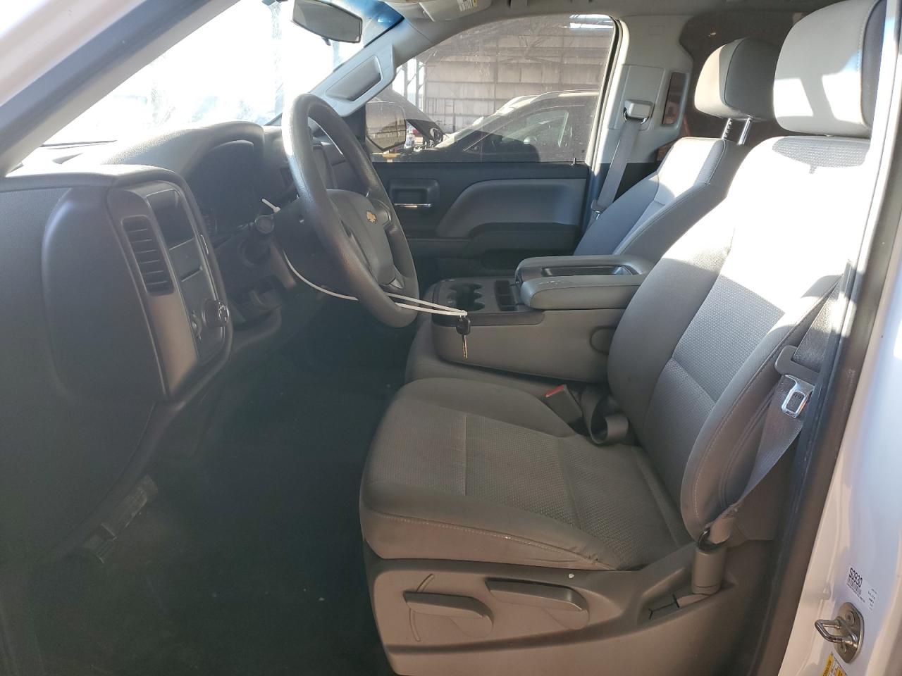 2015 Chevrolet Silverado - Image 7