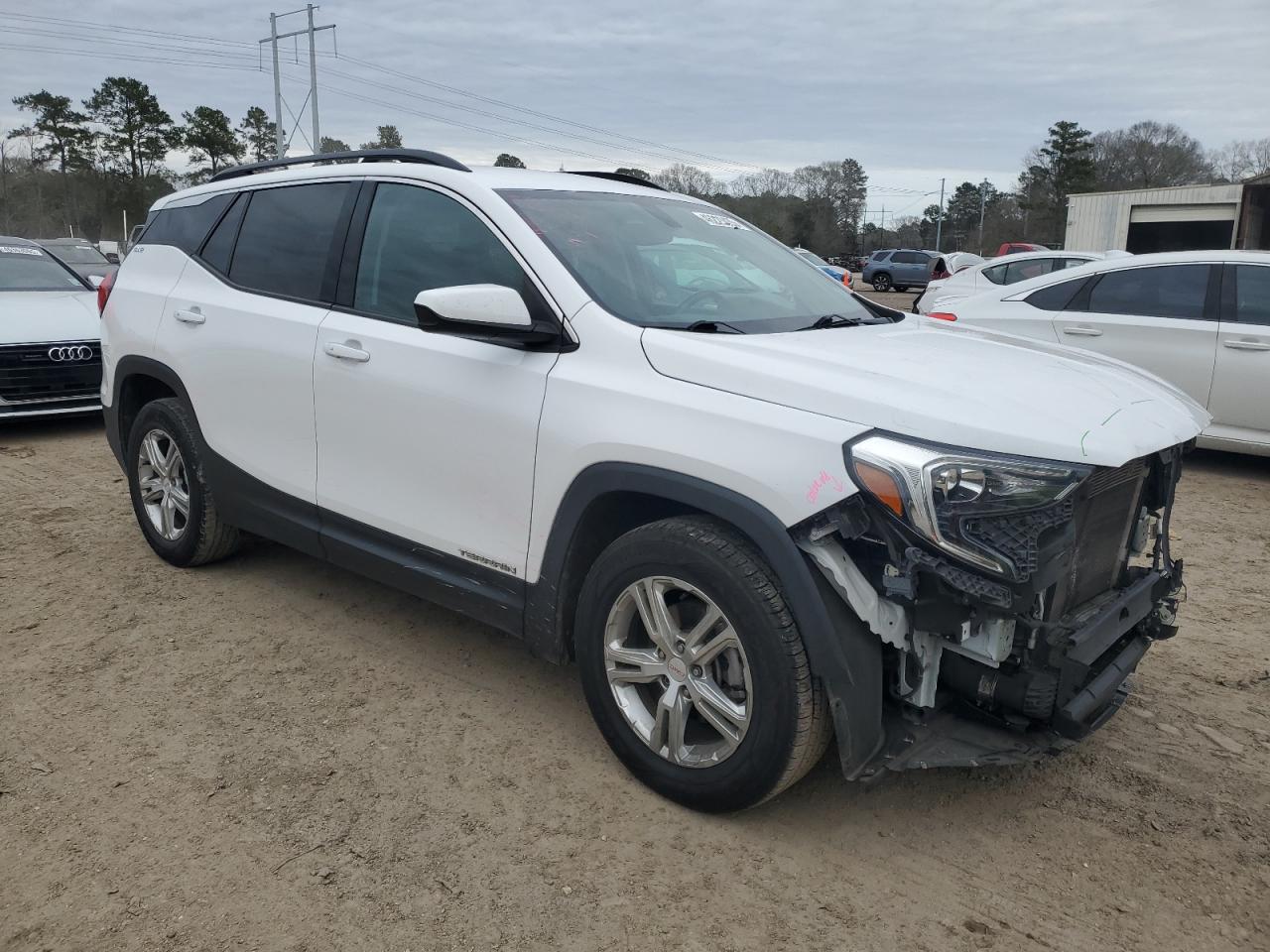 2019 GMC Terrain - Image 4