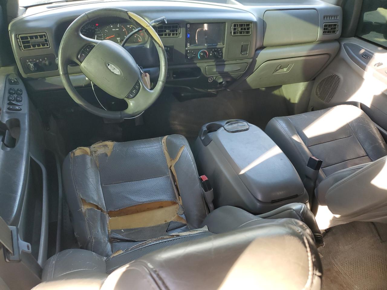 2003 Ford F250 - Image 8