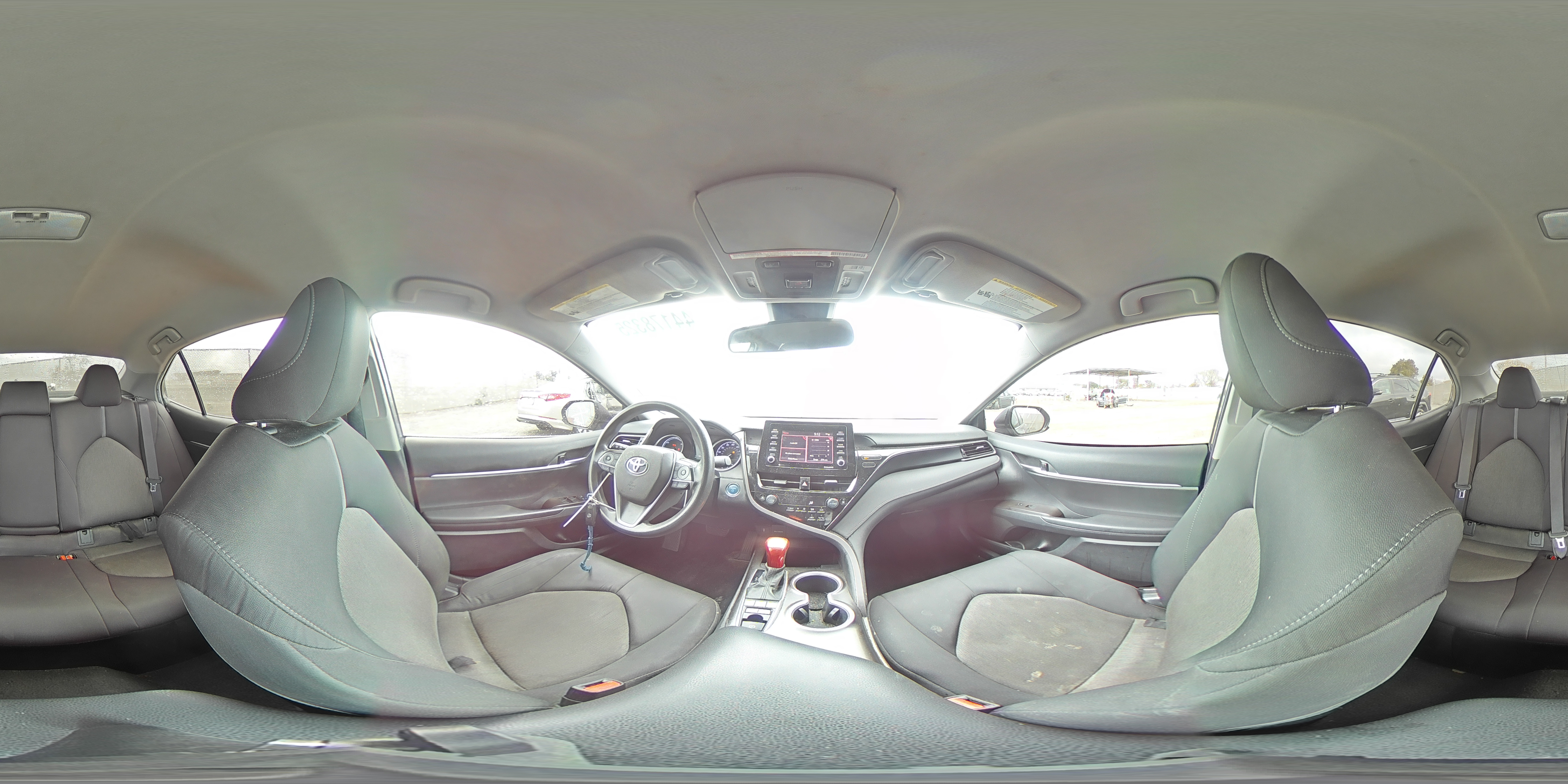 2021 Toyota Camry - Image 13