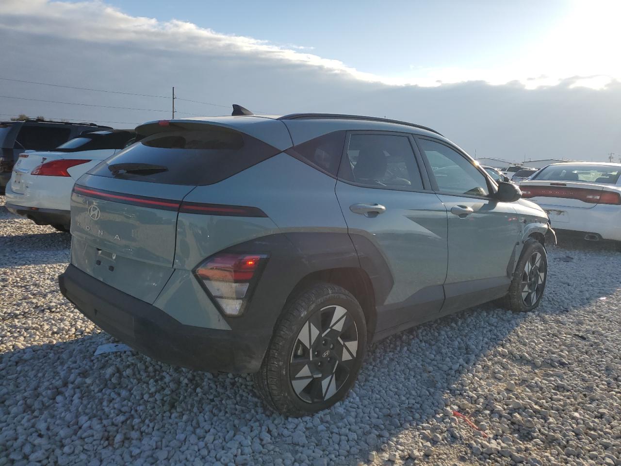 2024 Hyundai Kona - Image 3