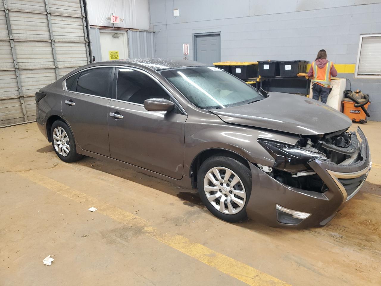 2013 Nissan Altima - Image 4