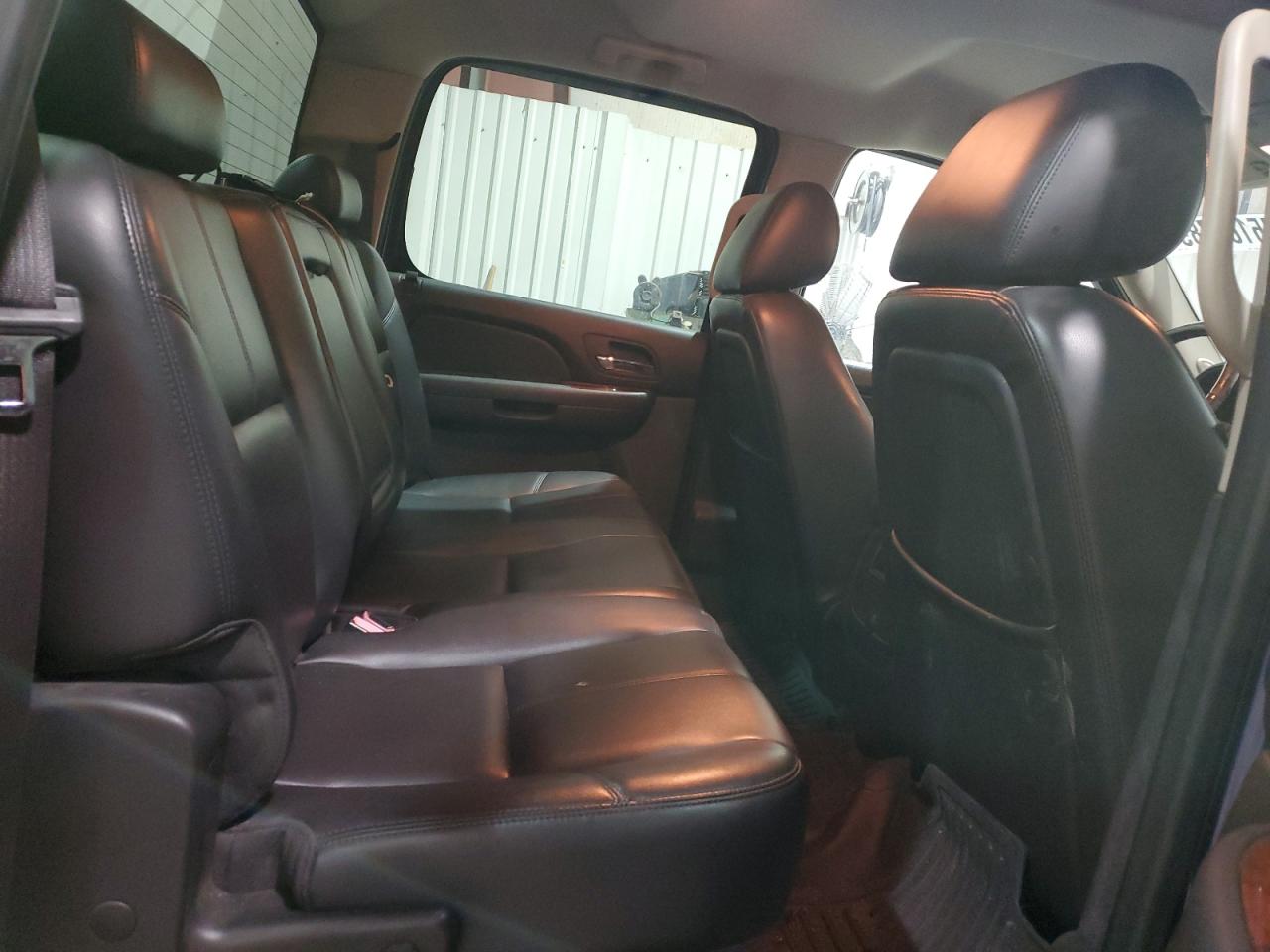 2010 Chevrolet Silverado - Image 10