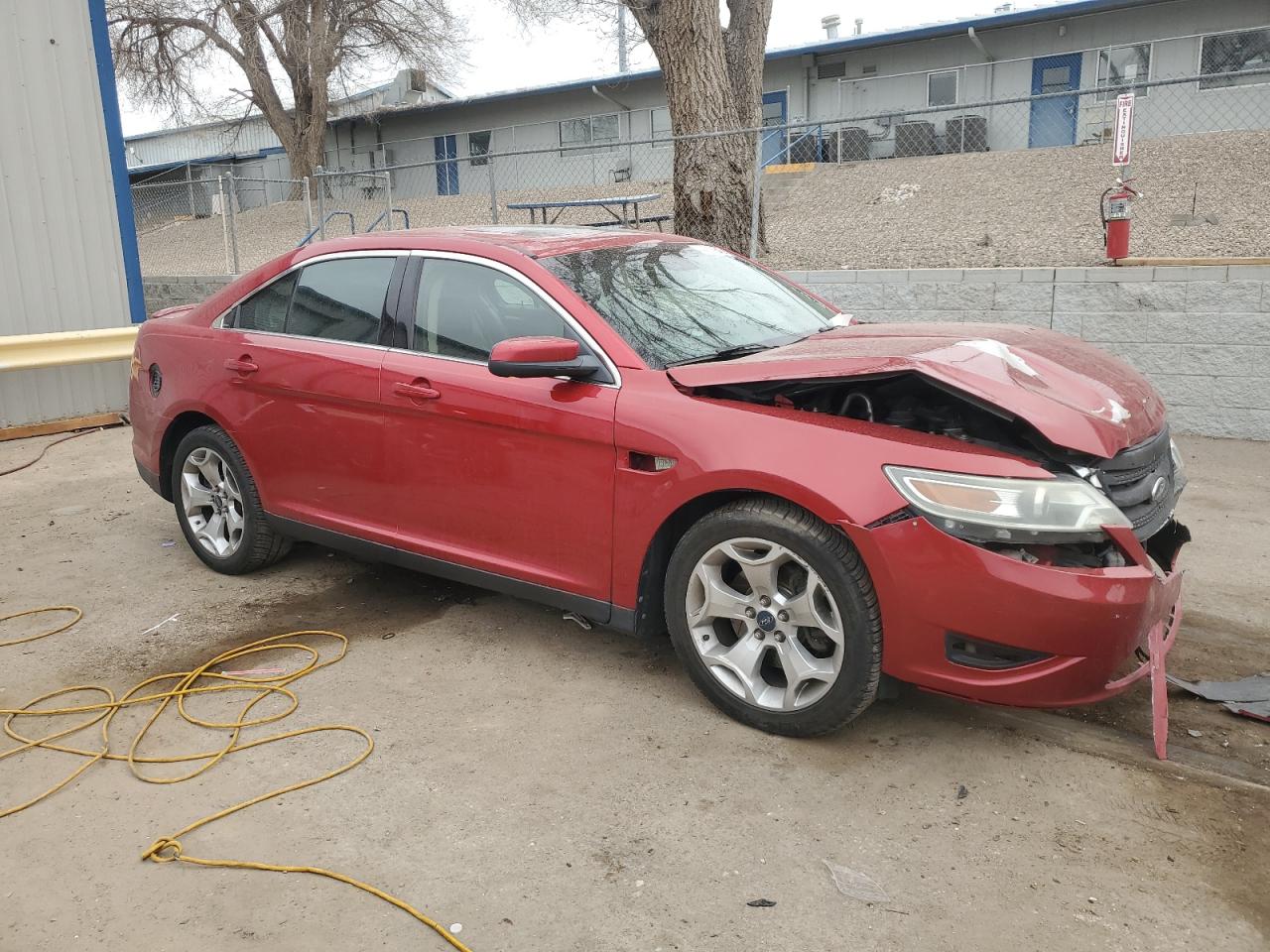 2011 Ford Taurus - Image 4