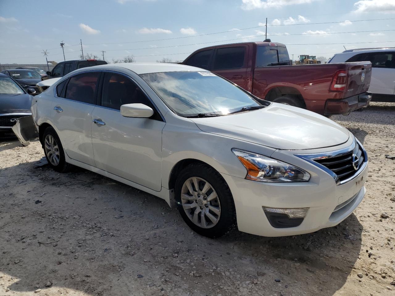2013 Nissan Altima - Image 4