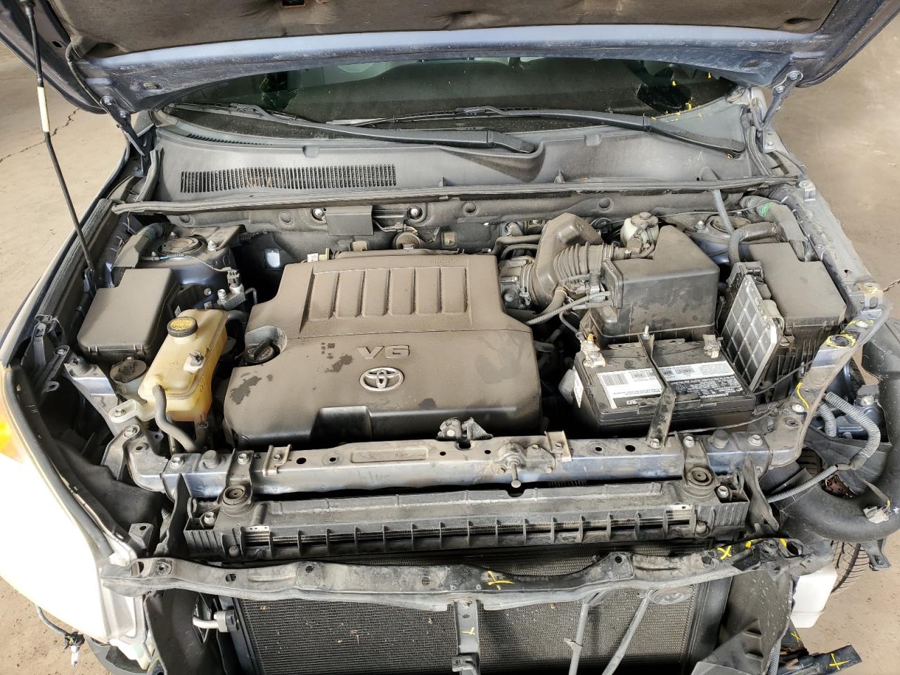 2012 Toyota RAV 4 - Image 11