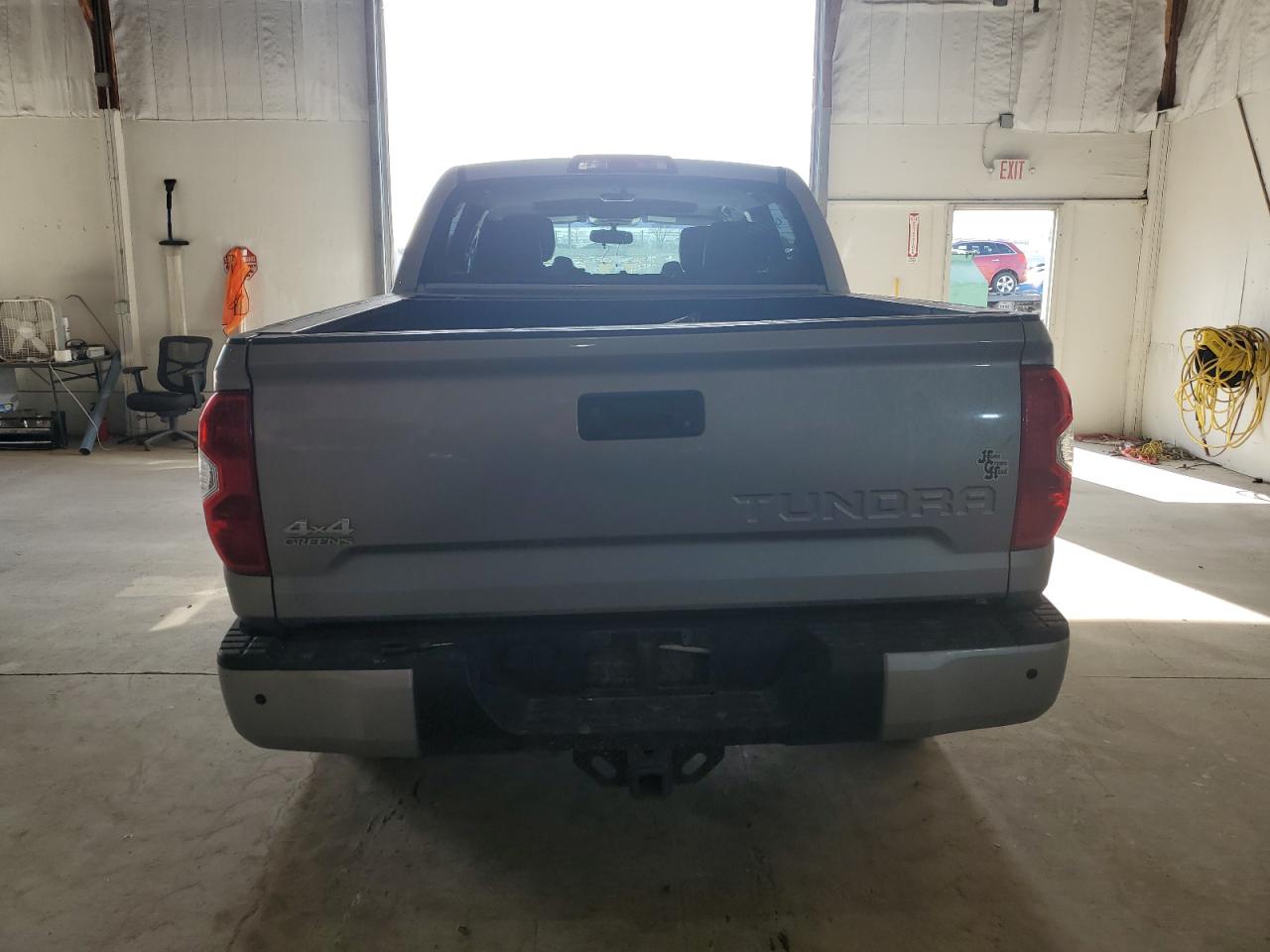 2014 Toyota Tundra - Image 6