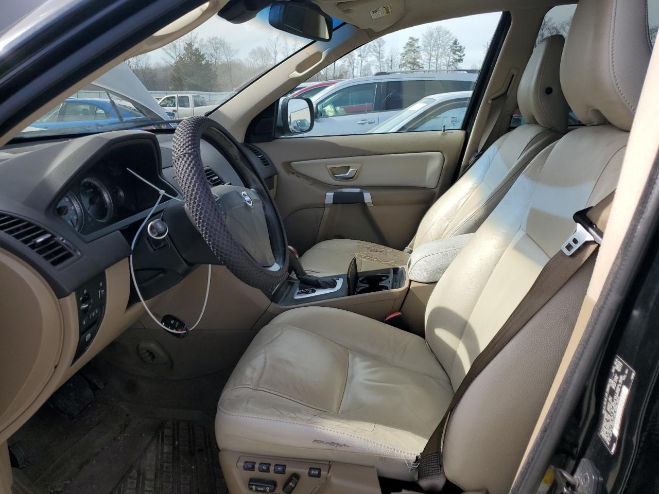 2014 Volvo XC90 - Image 7