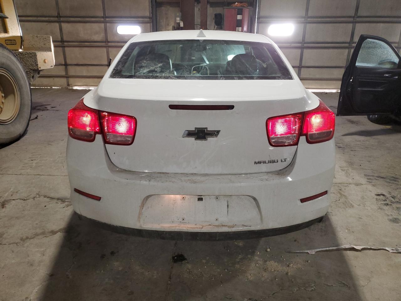 2014 Chevrolet Malibu - Image 6