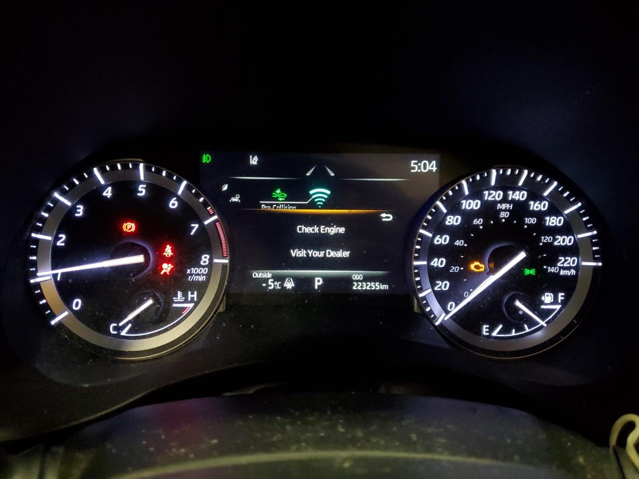 2022 Toyota Highlander - Image 9