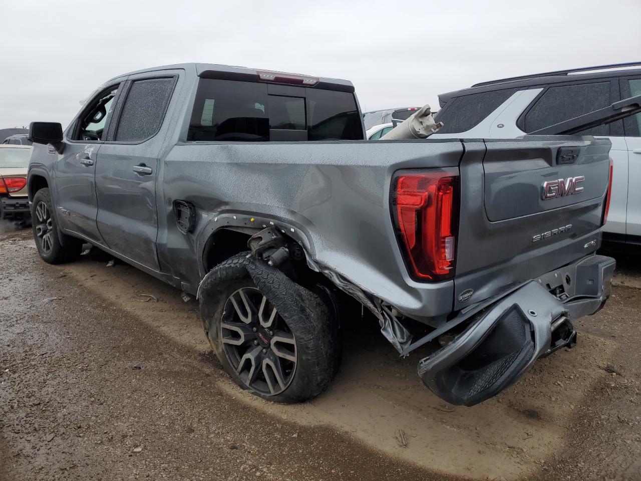 2020 GMC Sierra - Image 2