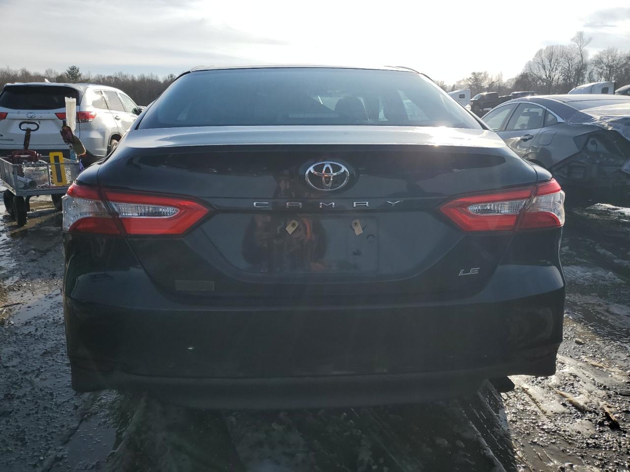 2018 Toyota Camry - Image 6
