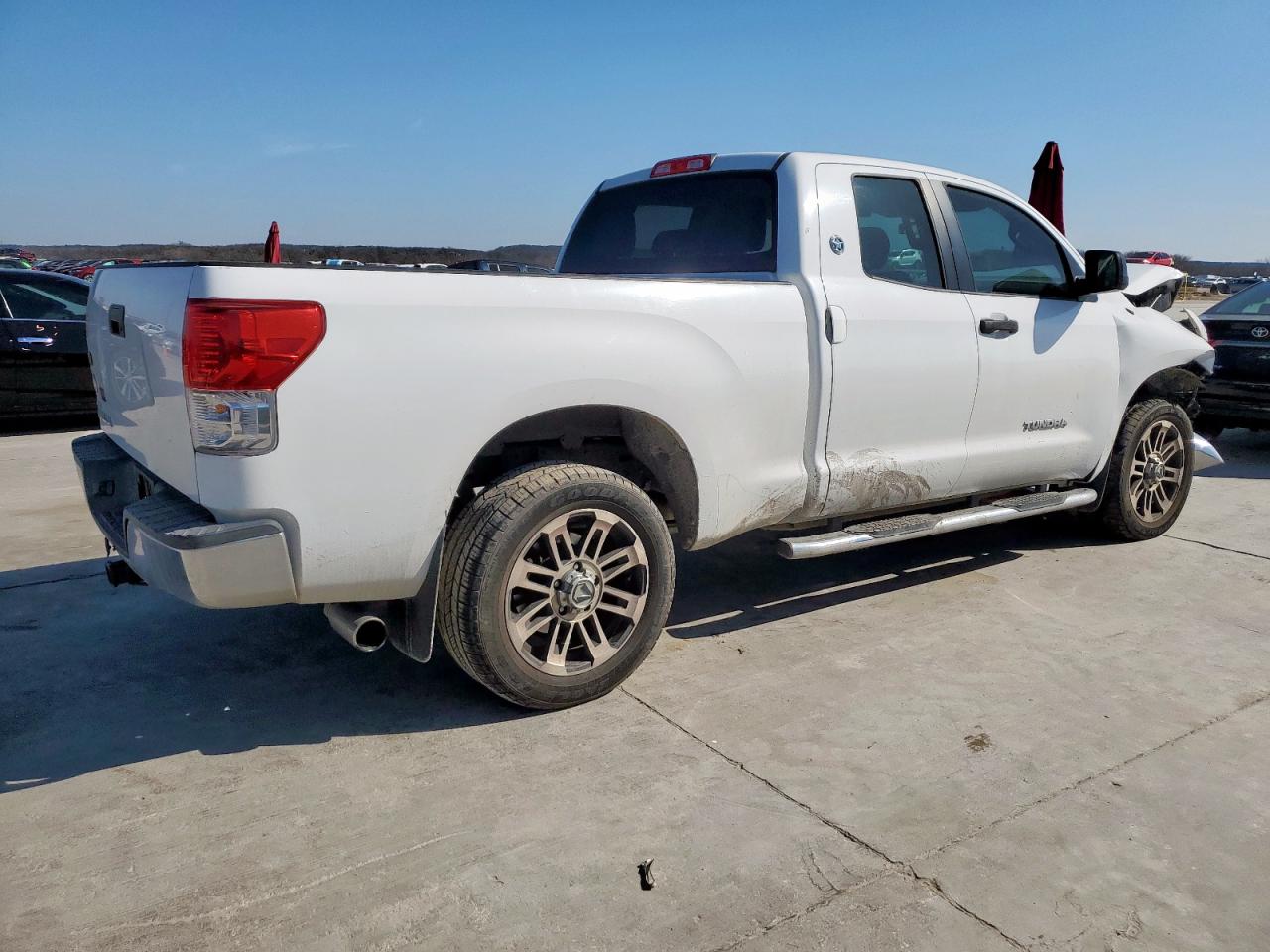 2013 Toyota Tundra - Image 3
