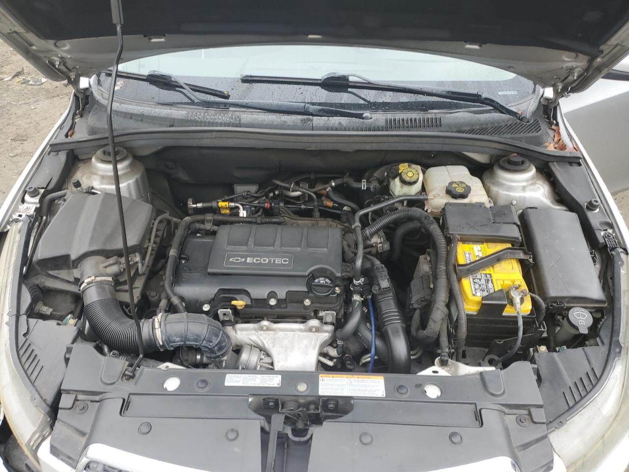 2014 Chevrolet Cruze - Image 11